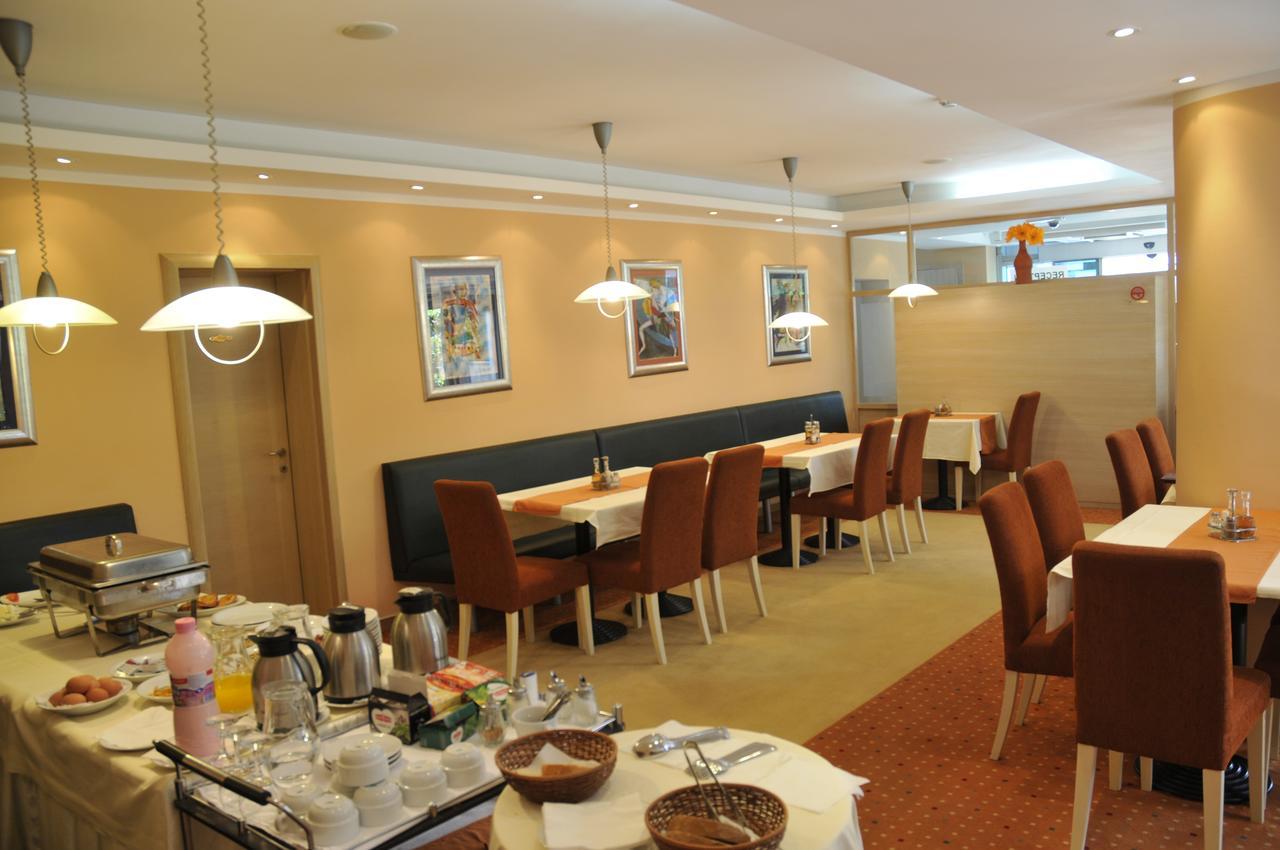 Hotel San Tivat Exterior foto